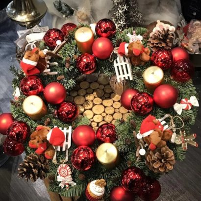 A splendid Narmino Christmas wreath